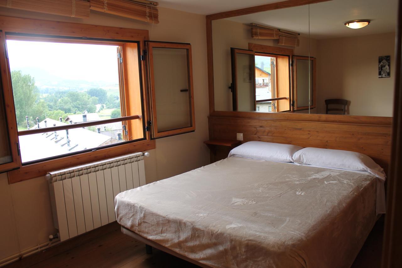 Cal Duran Apartment Bellver De Cerdanya Exterior photo